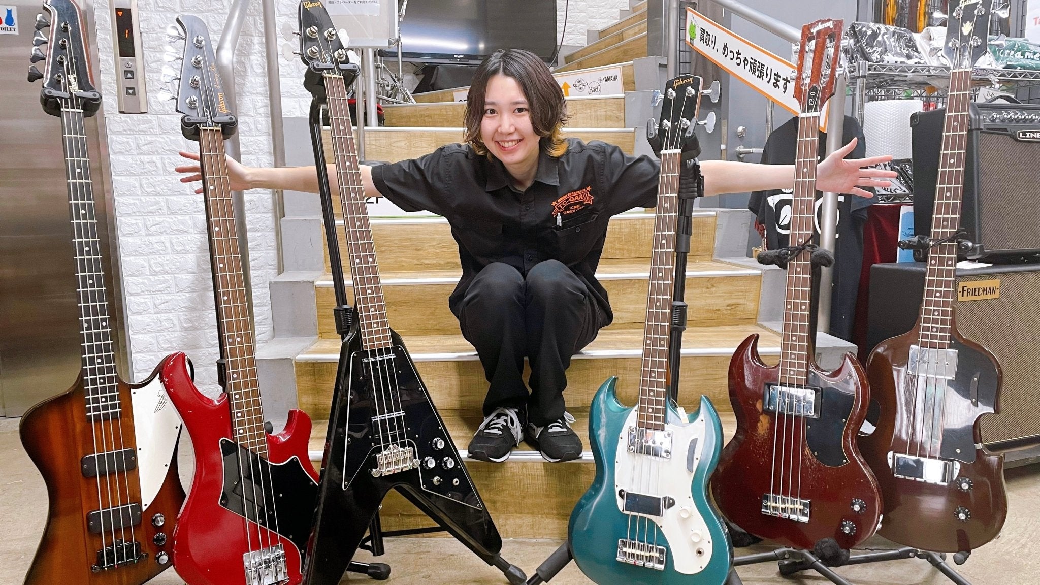【まさかの!?】Flying V Bass、Victory、Melody Maker Bass…Gibsonのレアベース大集合! - TC楽器 - TCGAKKI