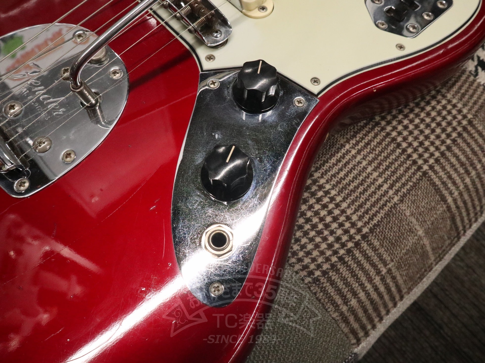 1964 JAGUAR Candy Apple Red Matching Head - TC楽器 - TCGAKKI