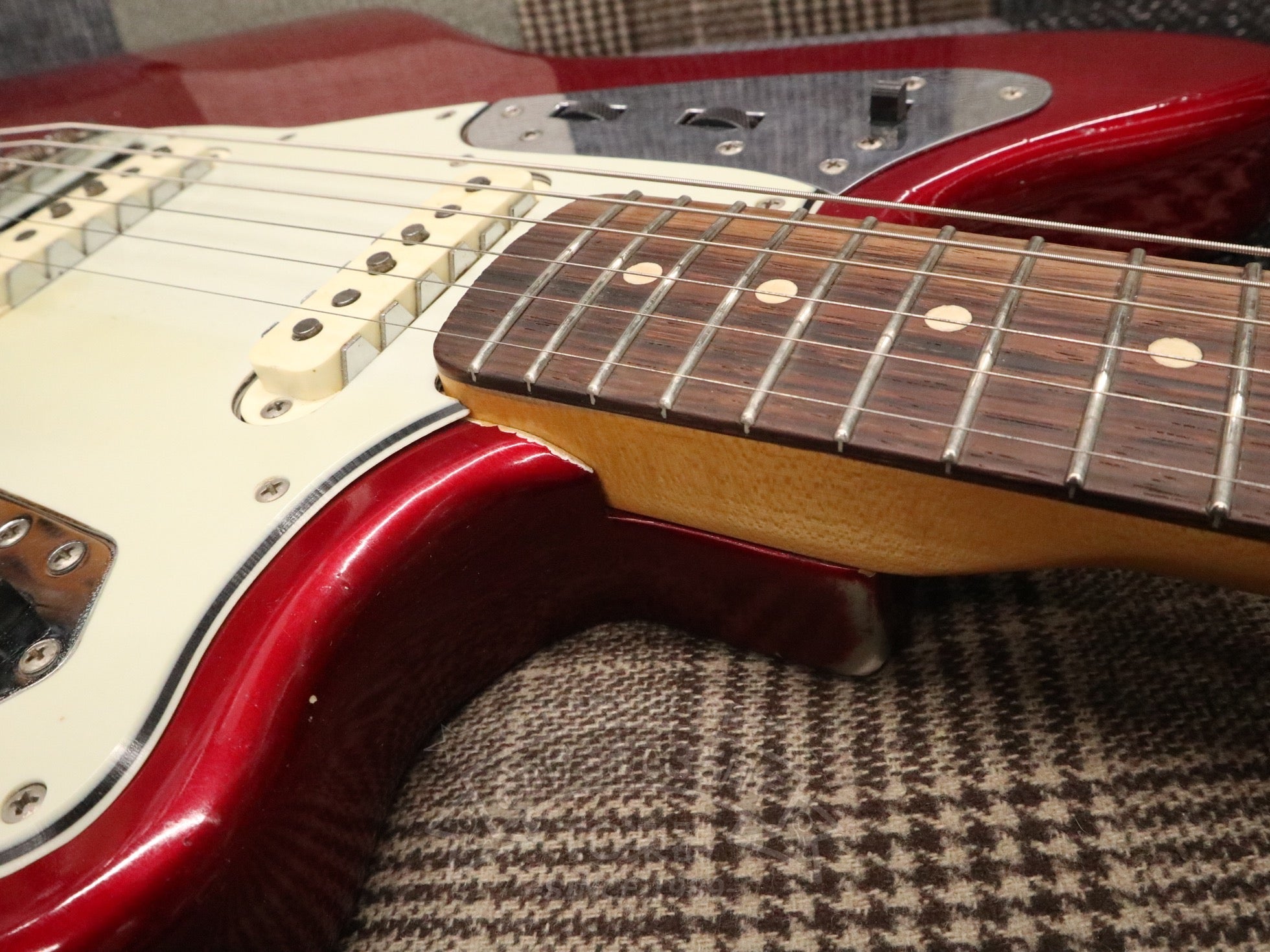1964 JAGUAR Candy Apple Red Matching Head - TC楽器 - TCGAKKI