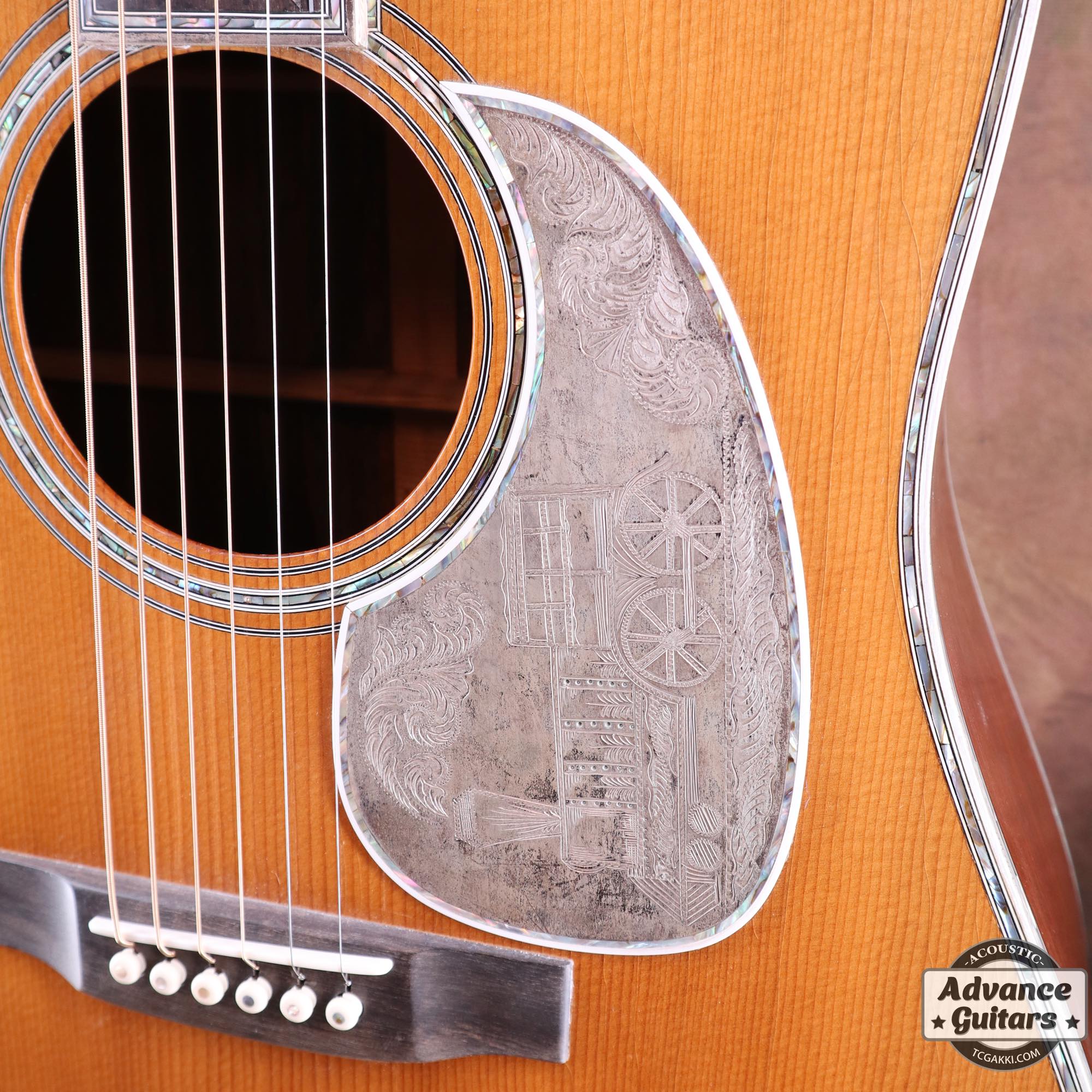 1967年製 D - 28 "TRAIN"(Inlayed by Larry Robinson,Engraved by Greg Rich) - TC楽器 - TCGAKKI