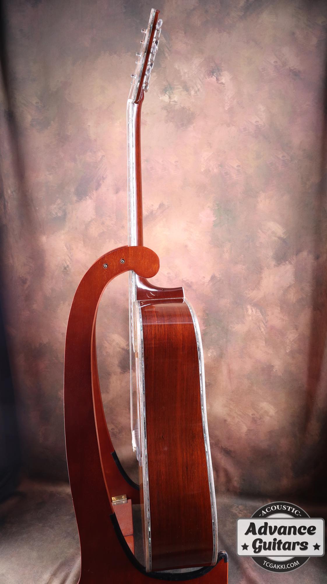 1967年製 D - 28 "TRAIN"(Inlayed by Larry Robinson,Engraved by Greg Rich) - TC楽器 - TCGAKKI