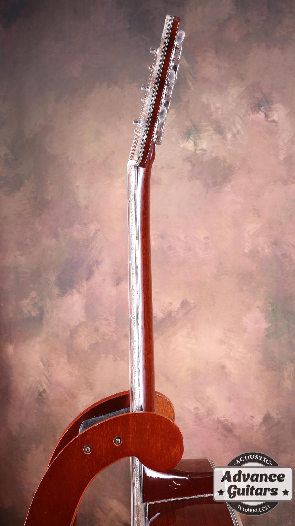 1967年製 D - 28 "TRAIN"(Inlayed by Larry Robinson,Engraved by Greg Rich) - TC楽器 - TCGAKKI