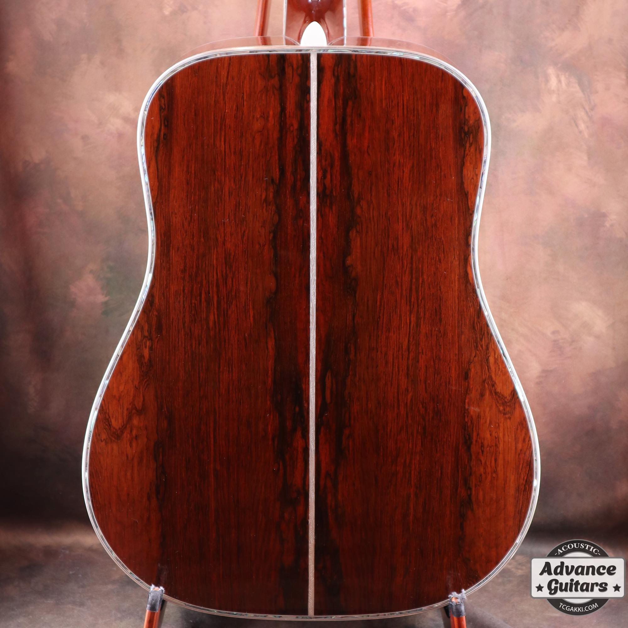 1967年製 D - 28 "TRAIN"(Inlayed by Larry Robinson,Engraved by Greg Rich) - TC楽器 - TCGAKKI