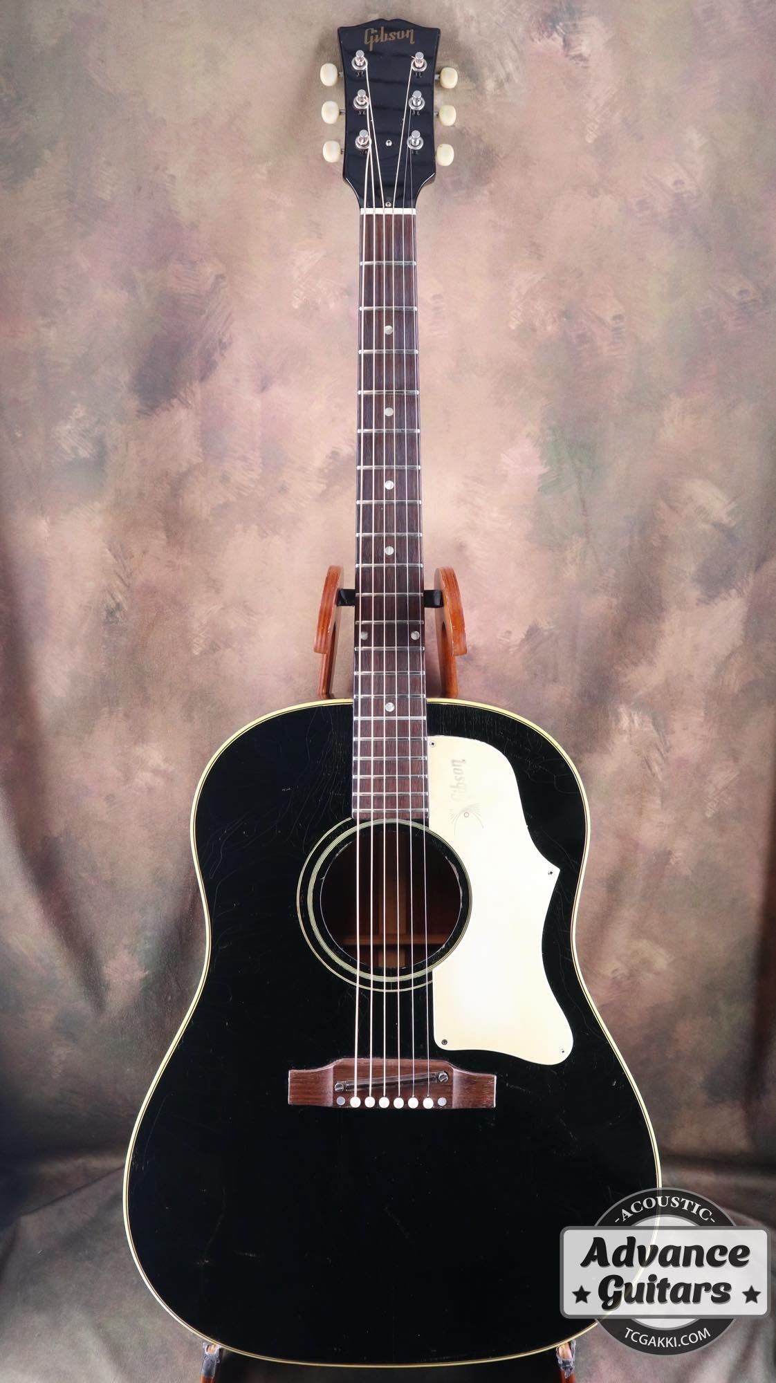1968年製 J - 45 Ebony Black - TC楽器 - TCGAKKI