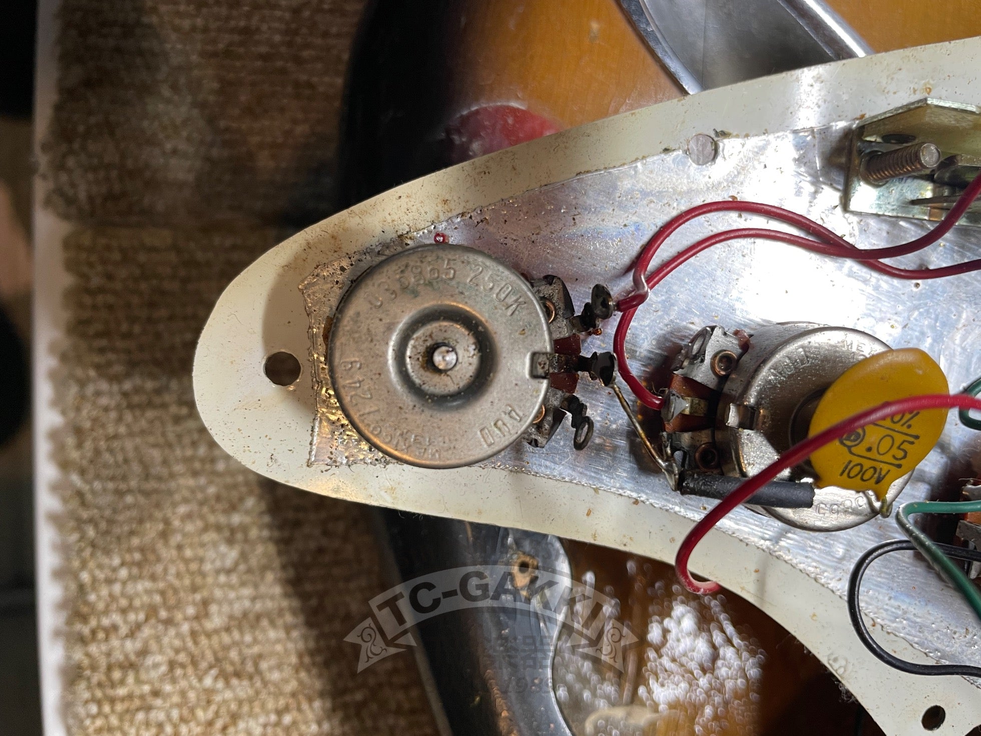 1973 STRATOCASTER Alder / Maple 3Tone Sunburst - TC楽器 - TCGAKKI