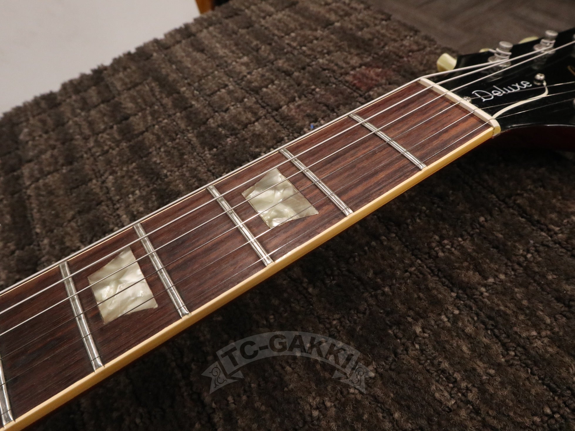 1975 Les Paul Deluxe Cherry Sunburst - TC楽器 - TCGAKKI