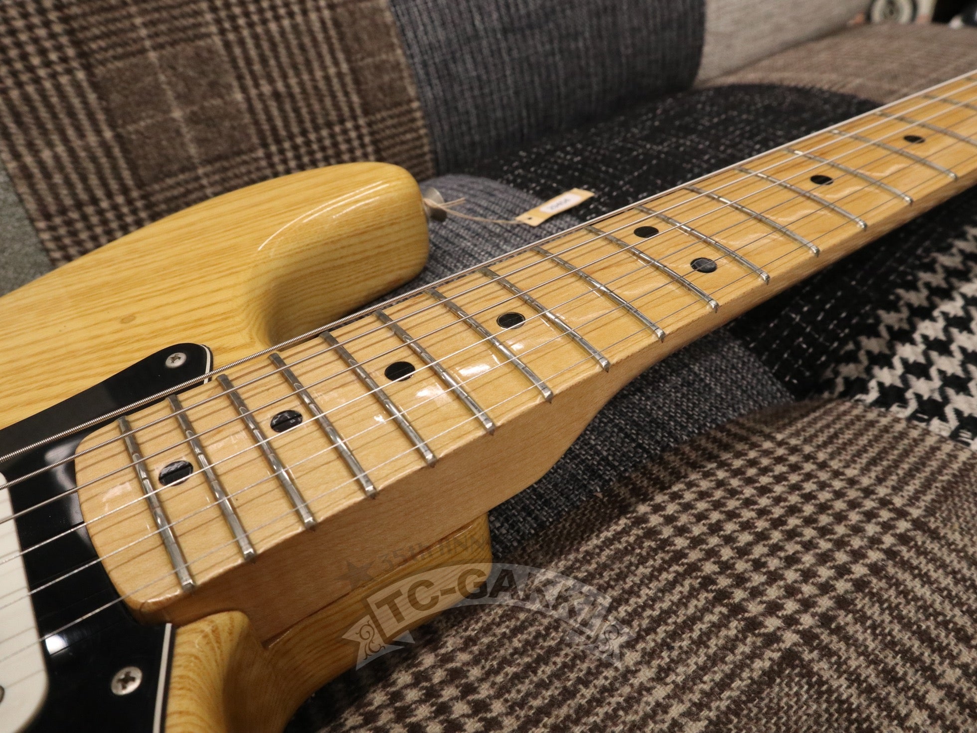 1976 STRATOCASTER Ash / Maple - TC楽器 - TCGAKKI