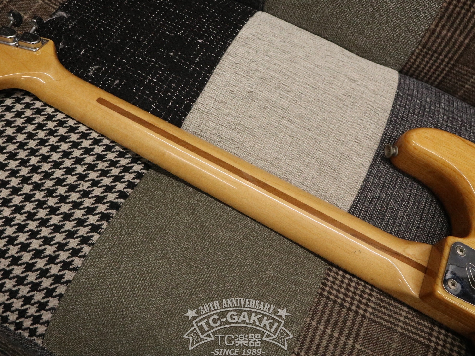 1977 STRATOCASTER - TC楽器 - TCGAKKI