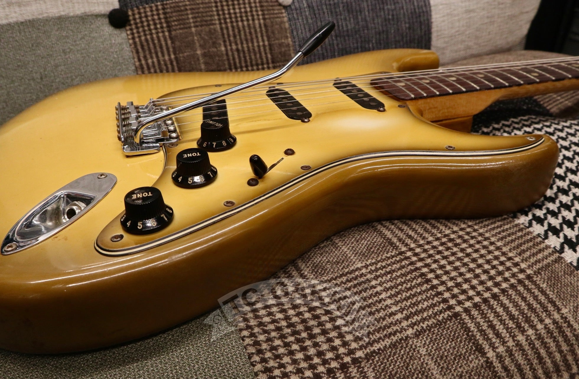 1979 STRATOCASTER Antigua - TC楽器 - TCGAKKI