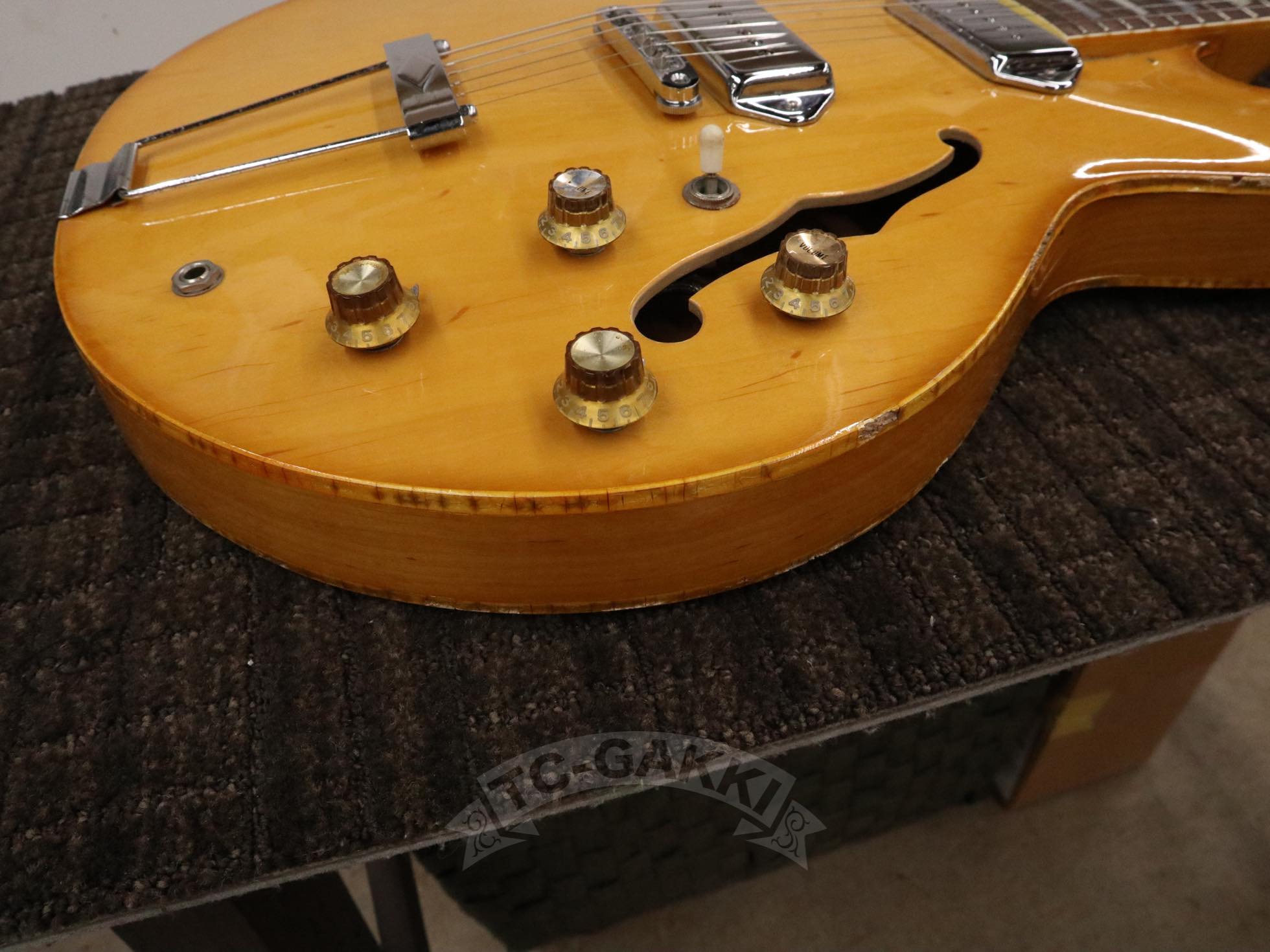 1980 Casino - TC楽器 - TCGAKKI