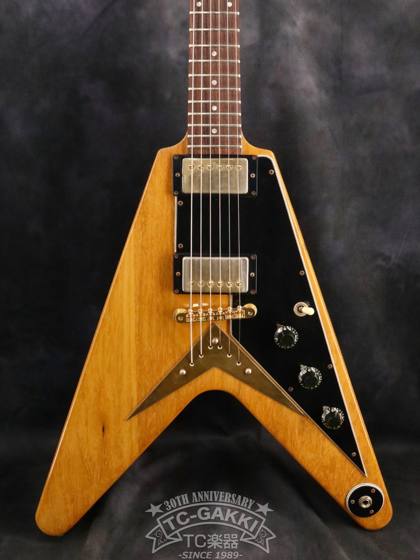 1981 Heritage Korina Flying V - TC楽器 - TCGAKKI
