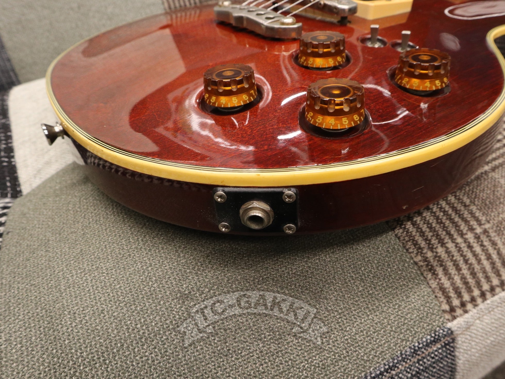 1981 PE - R80 - TC楽器 - TCGAKKI