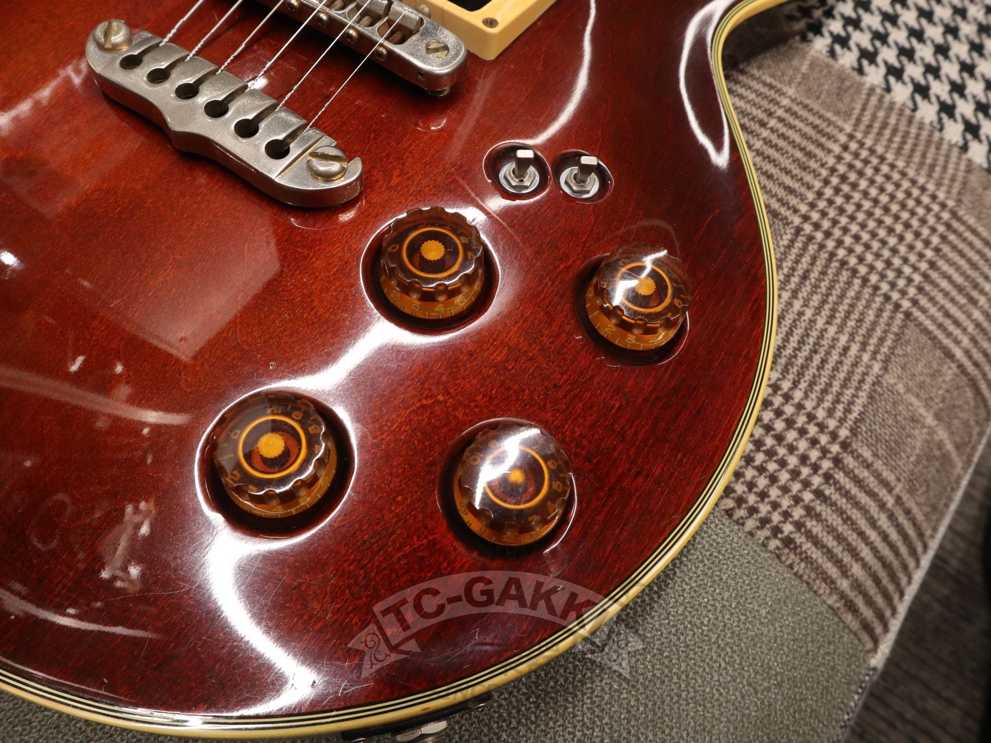 1981 PE - R80 - TC楽器 - TCGAKKI