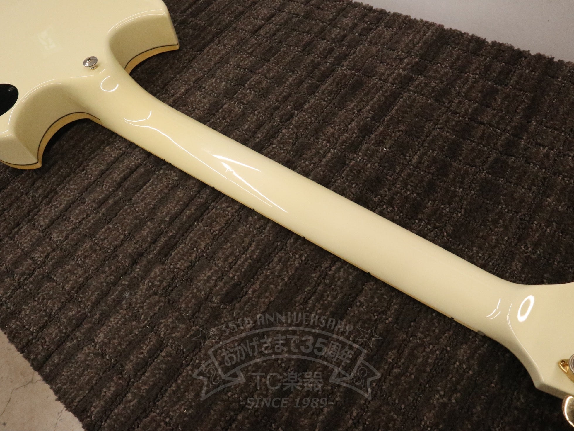 1984 SBG3000 Creamy White - TC楽器 - TCGAKKI
