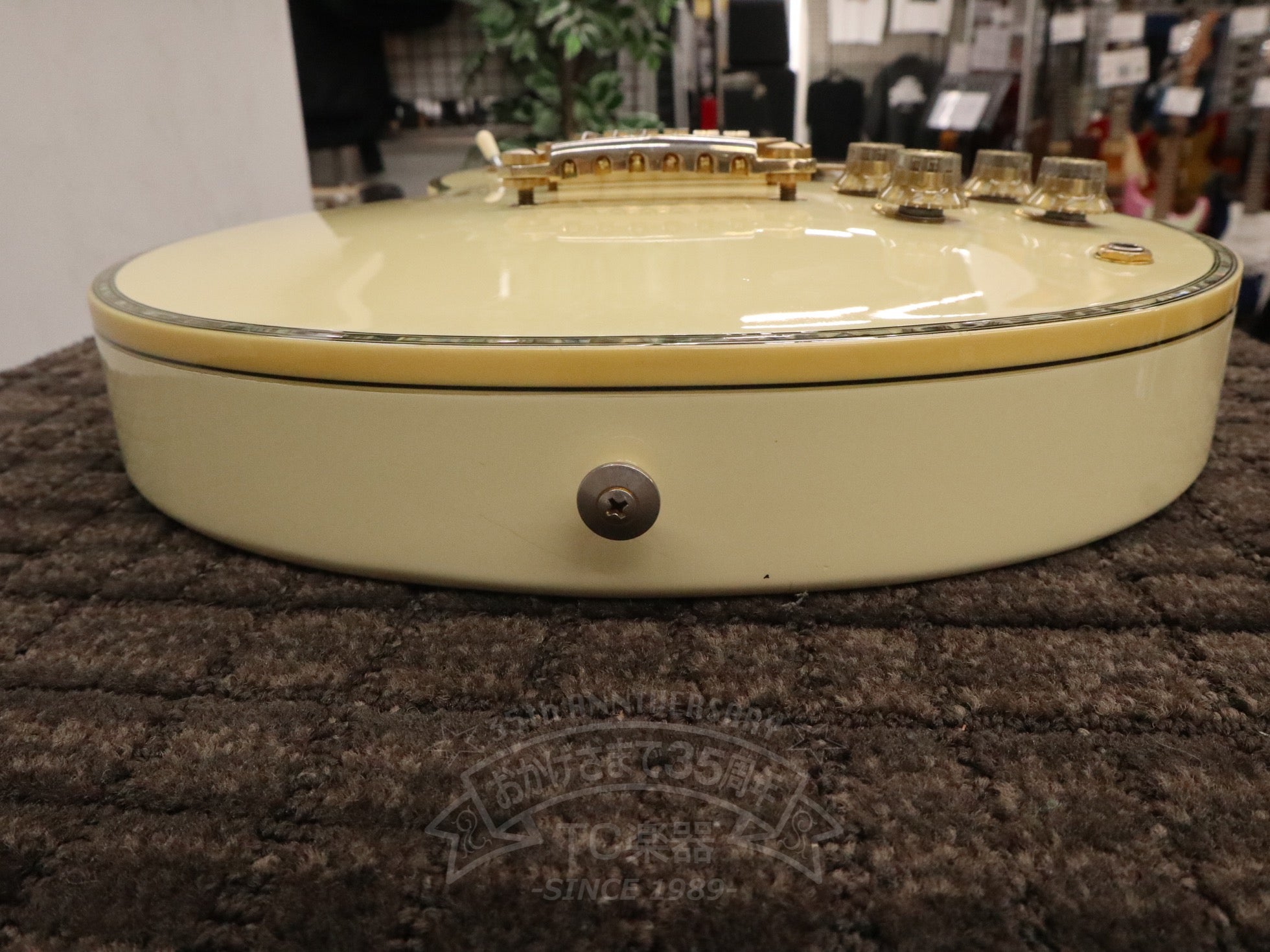 1984 SBG3000 Creamy White - TC楽器 - TCGAKKI