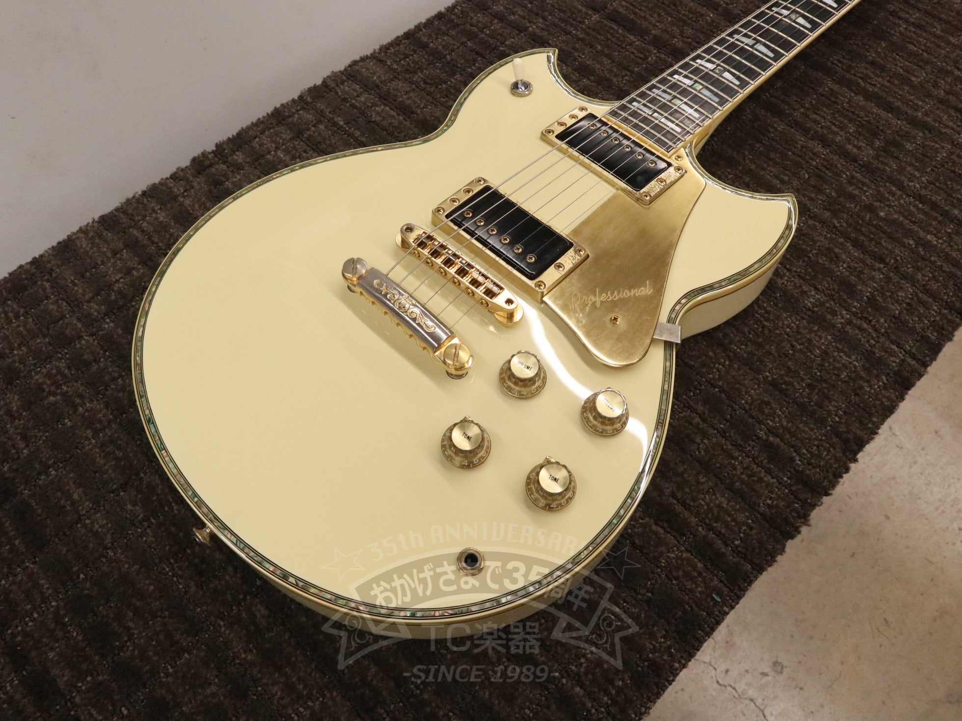 1984 SBG3000 Creamy White - TC楽器 - TCGAKKI