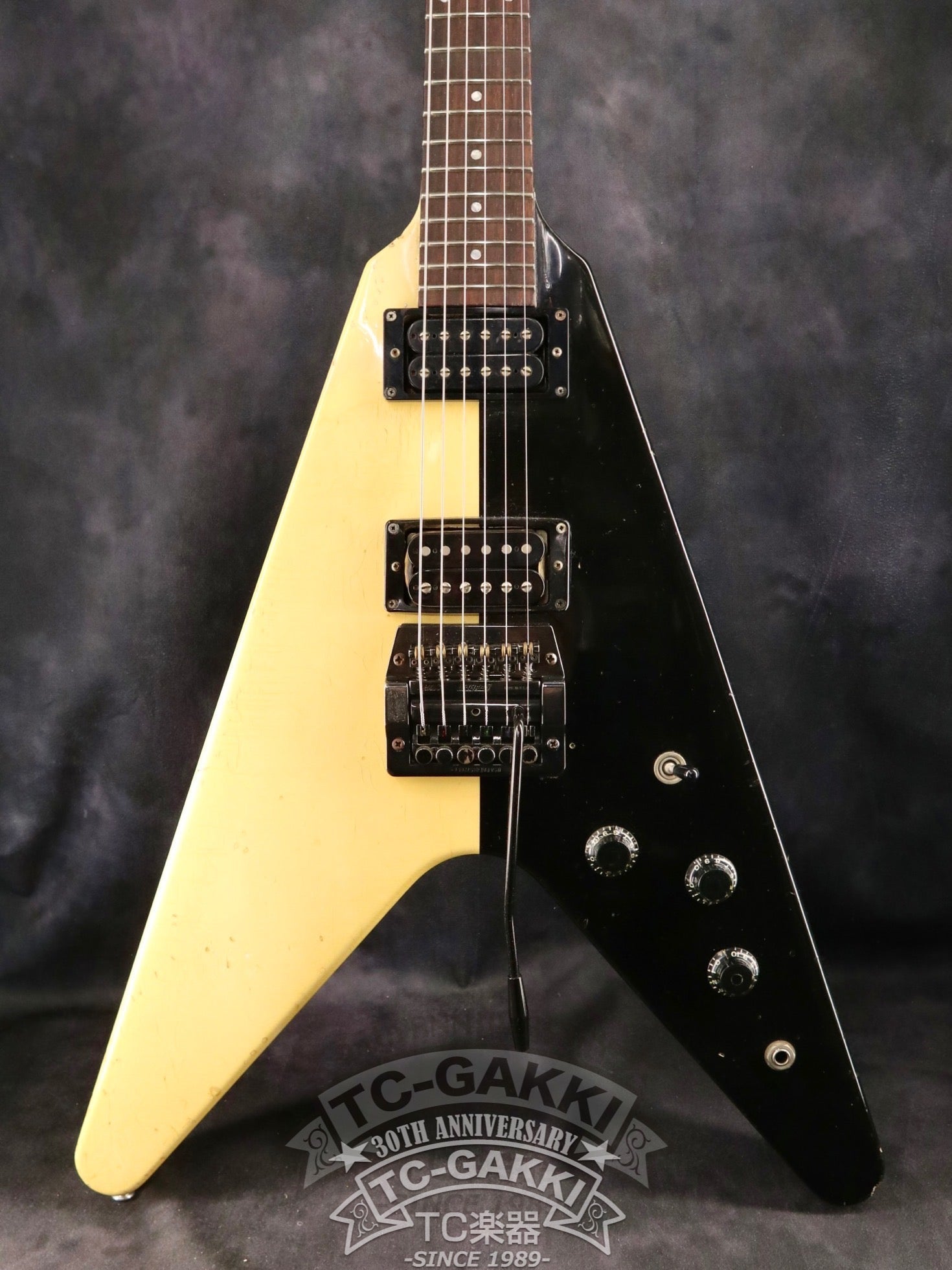 1985 Custom Shop Edition Rudolf Schenker Flyng V - TC楽器 - TCGAKKI