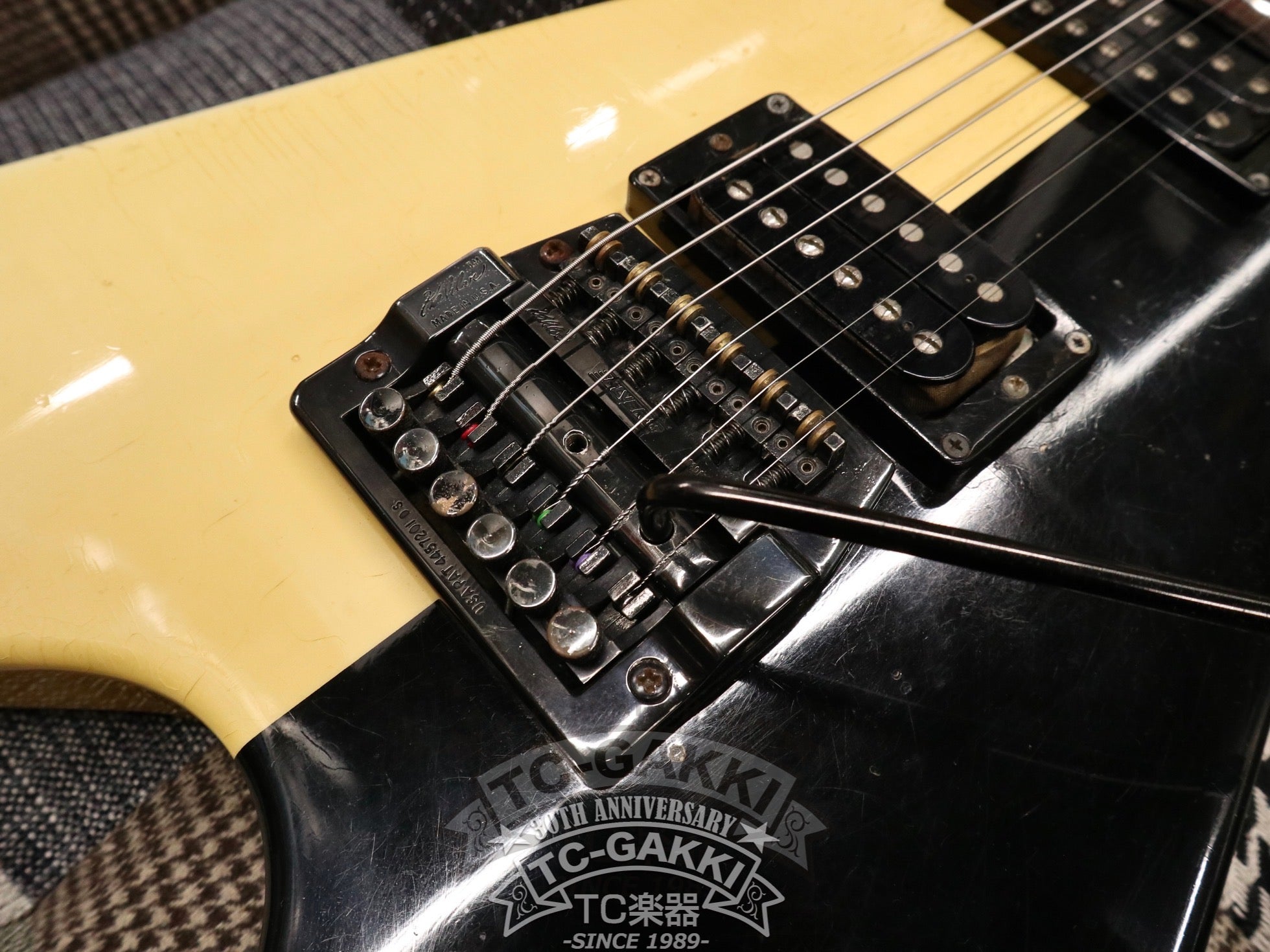 1985 Custom Shop Edition Rudolf Schenker Flyng V - TC楽器 - TCGAKKI