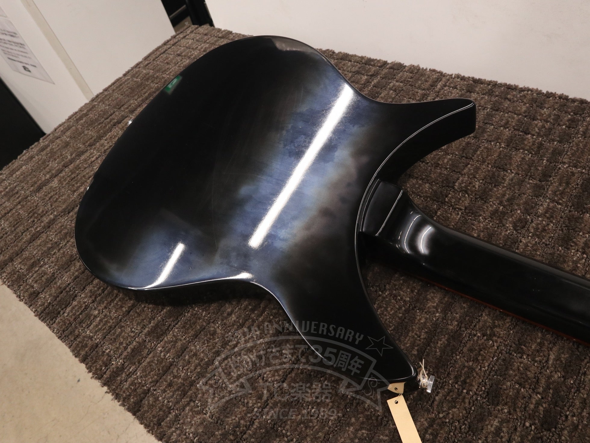 2001 325V63 with Bigsby Jet Glo - TC楽器 - TCGAKKI