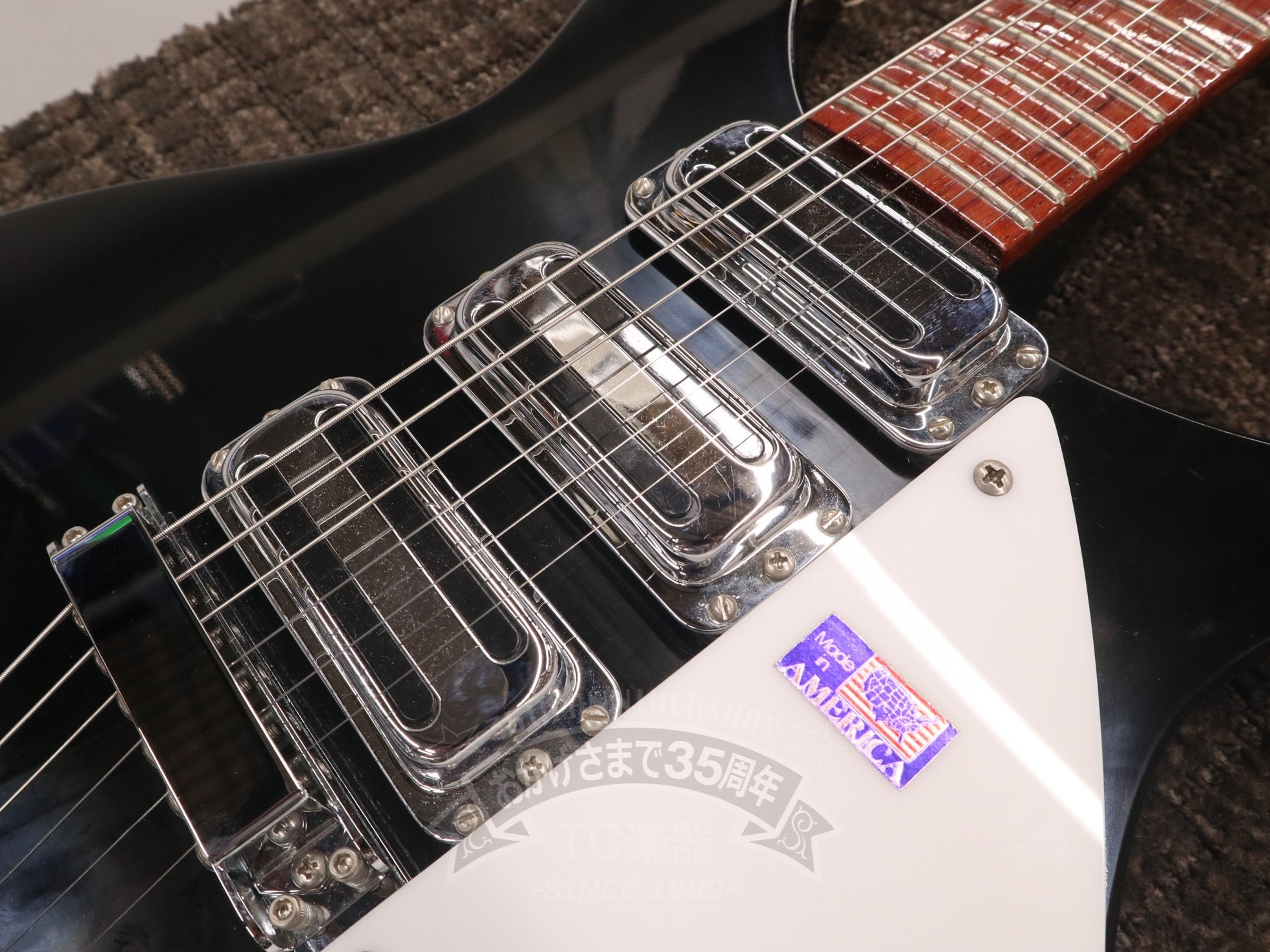 2001 325V63 with Bigsby Jet Glo - TC楽器 - TCGAKKI