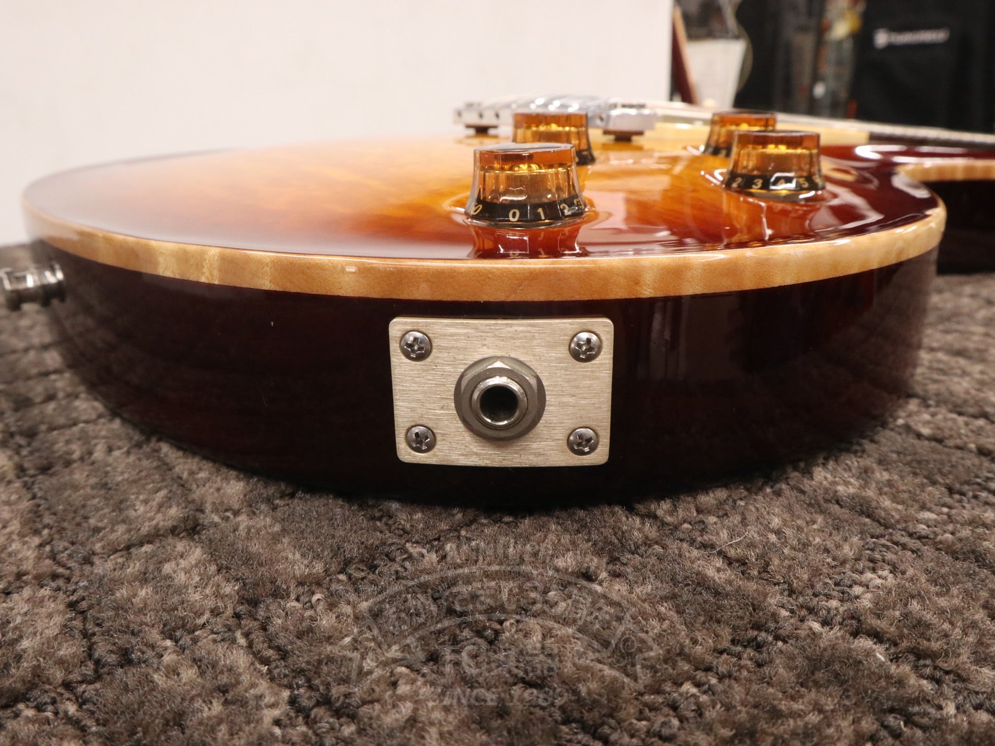 2009 SC245 10Top Sunburst - TC楽器 - TCGAKKI