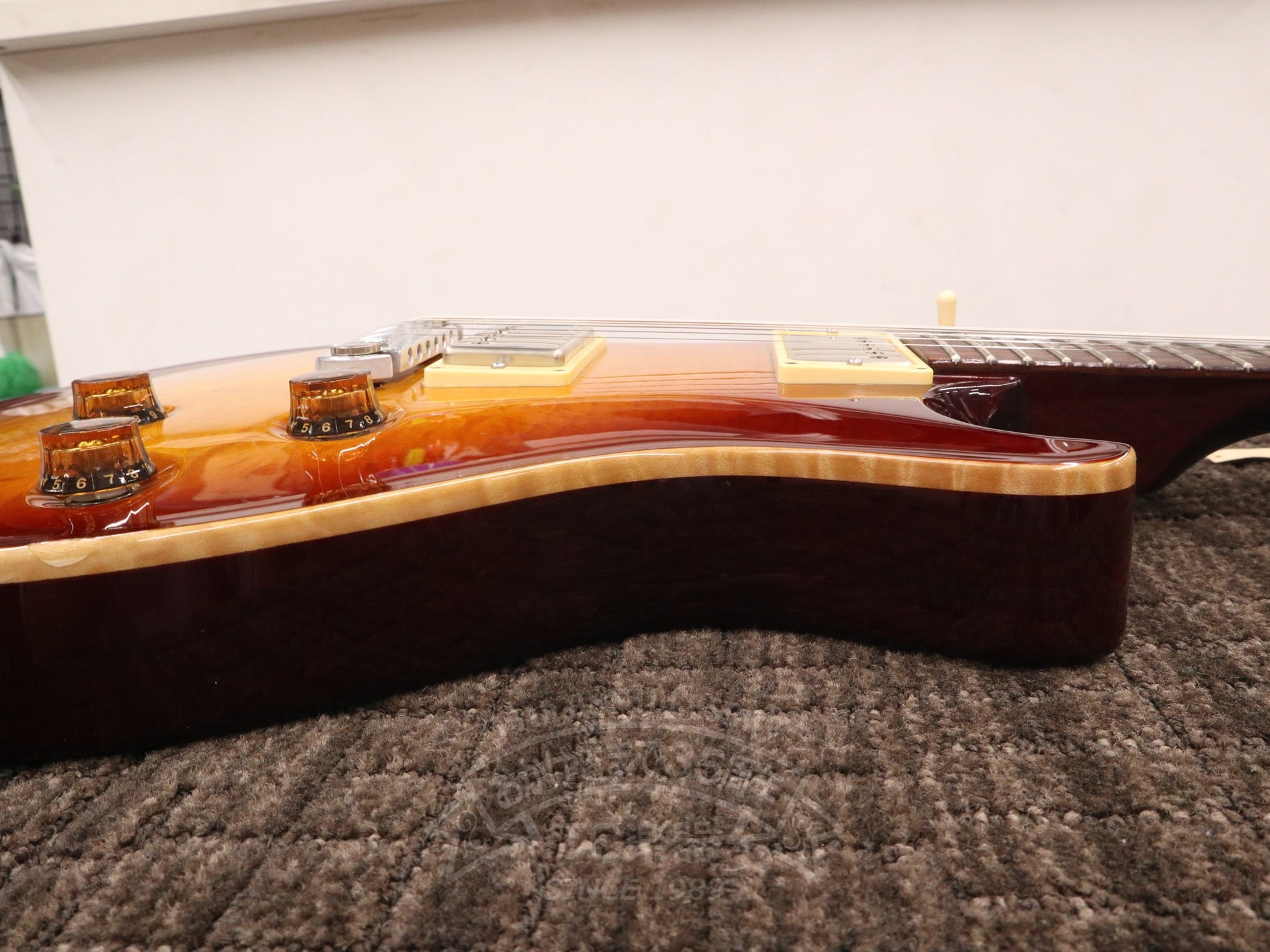 2009 SC245 10Top Sunburst - TC楽器 - TCGAKKI