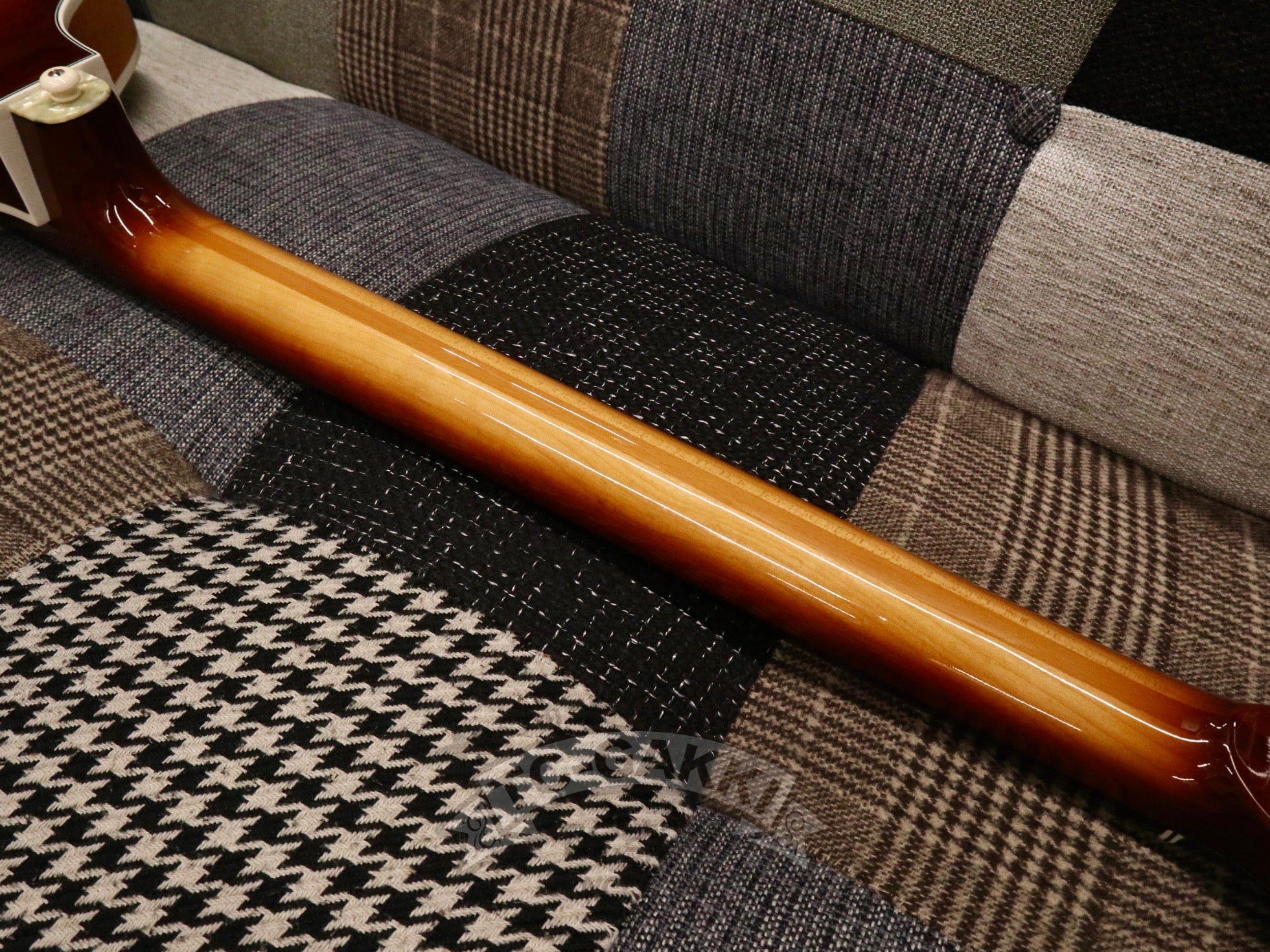 2012 125th Anniversary Vintage 61 Cavern - TC楽器 - TCGAKKI