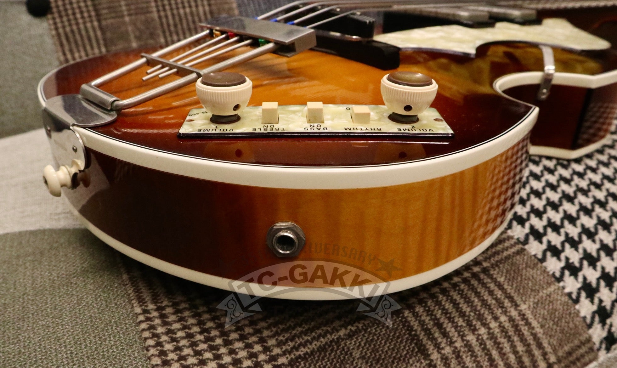 2012 125th Anniversary Vintage 61 Cavern - TC楽器 - TCGAKKI