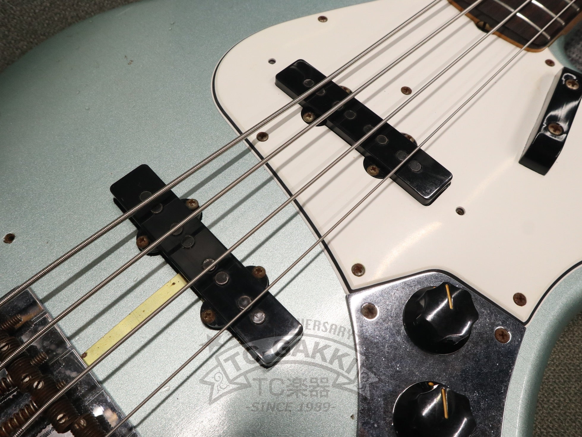 2020 ’62 Jazz Bass Journeyman Relic - TC楽器 - TCGAKKI
