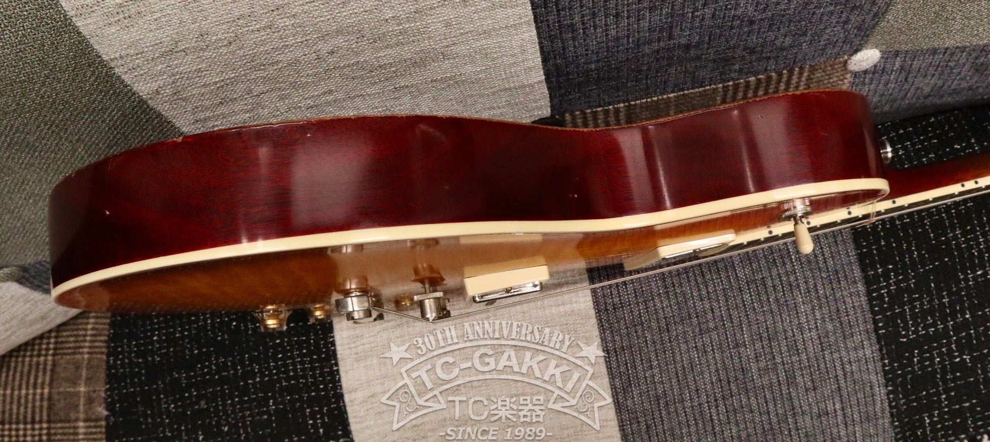 2023 Kashmir Cherry Sunburst - TC楽器 - TCGAKKI