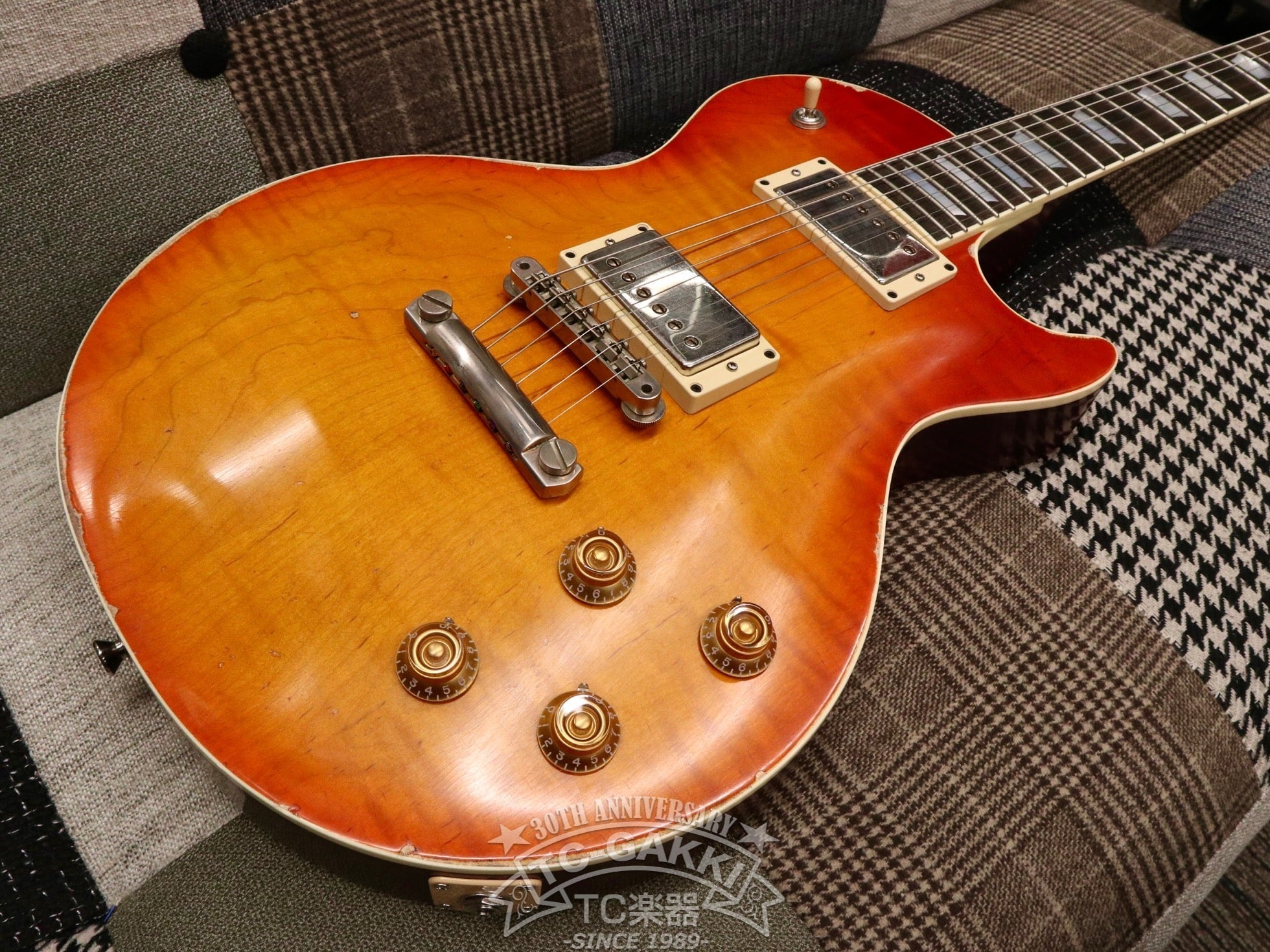 2023 Kashmir Cherry Sunburst - TC楽器 - TCGAKKI