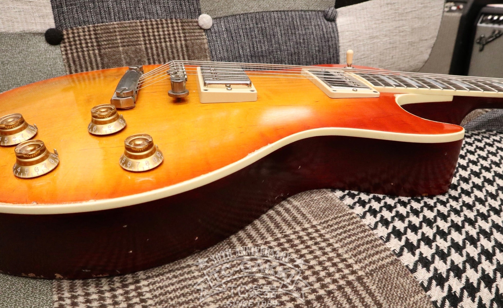 2023 Kashmir Cherry Sunburst - TC楽器 - TCGAKKI