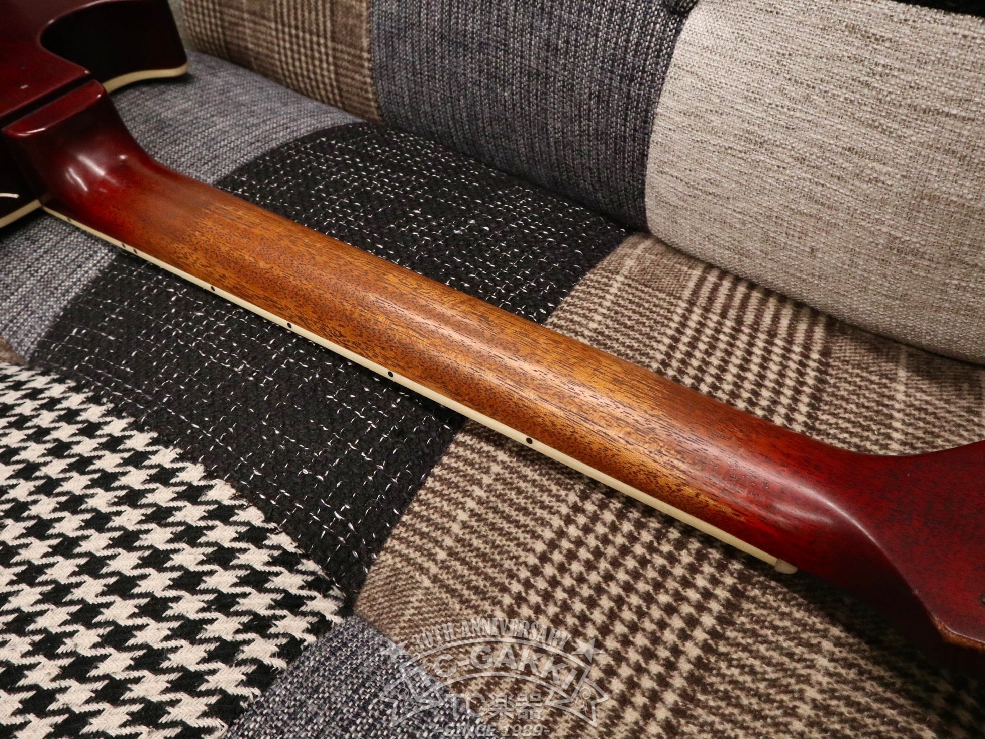 2023 Kashmir Cherry Sunburst - TC楽器 - TCGAKKI