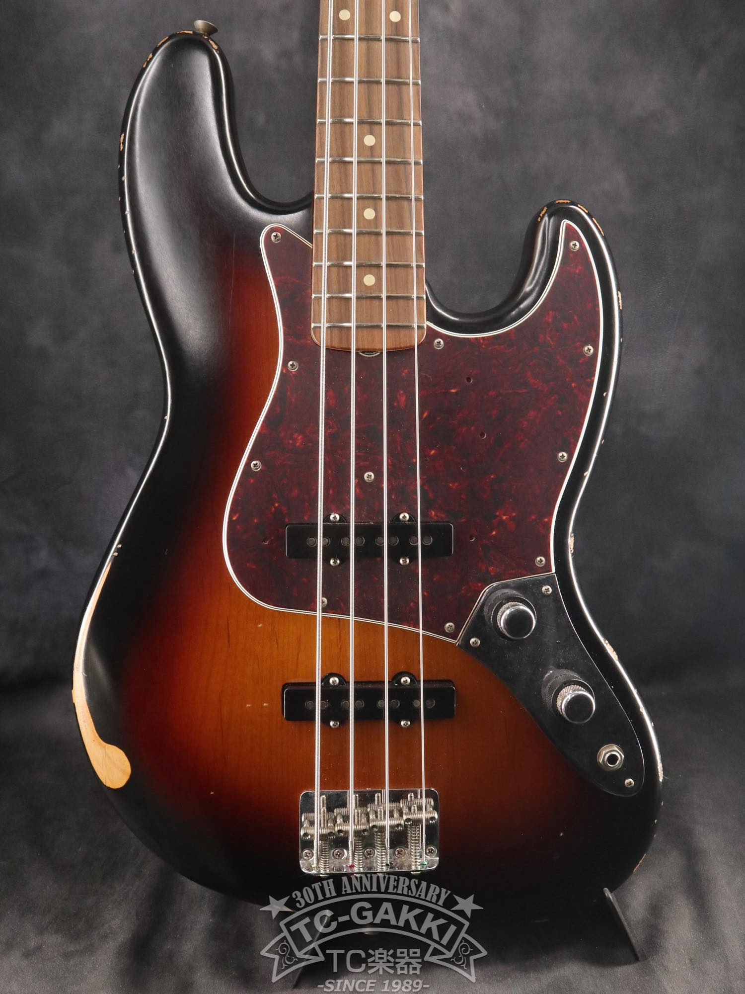 60th Anniversary Road Worn Jazz Bass