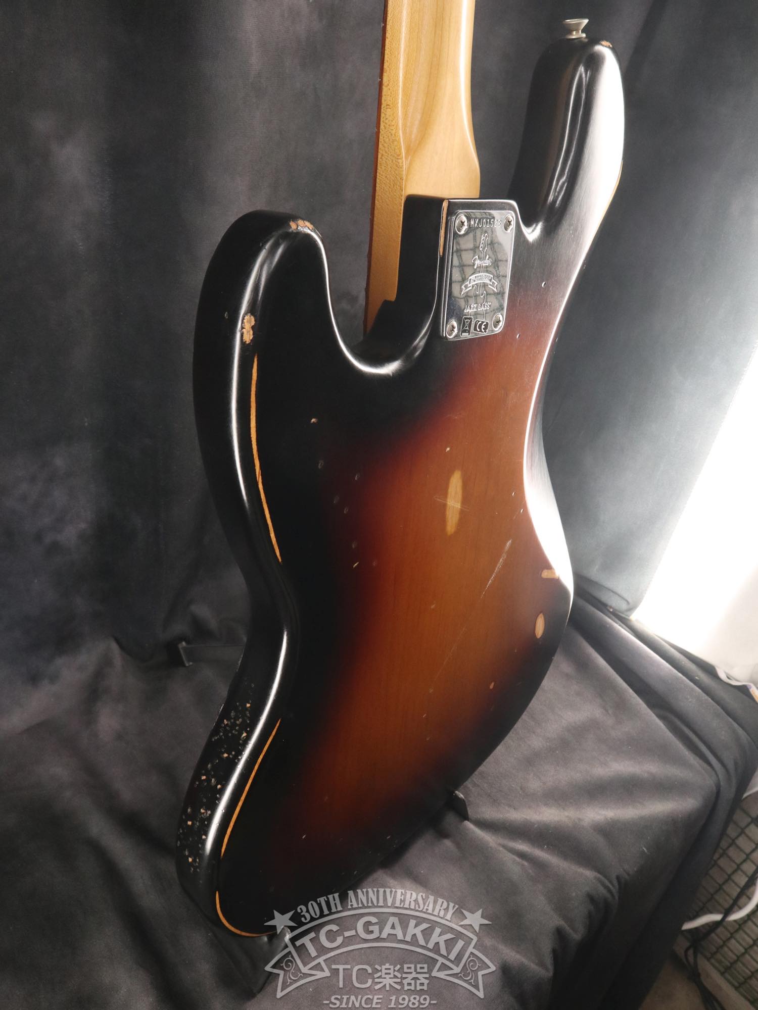 60th Anniversary Road Worn Jazz Bass - TC楽器 - TCGAKKI