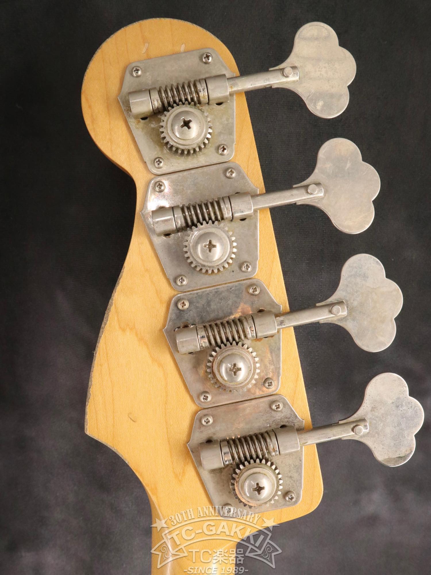 60th Anniversary Road Worn Jazz Bass - TC楽器 - TCGAKKI