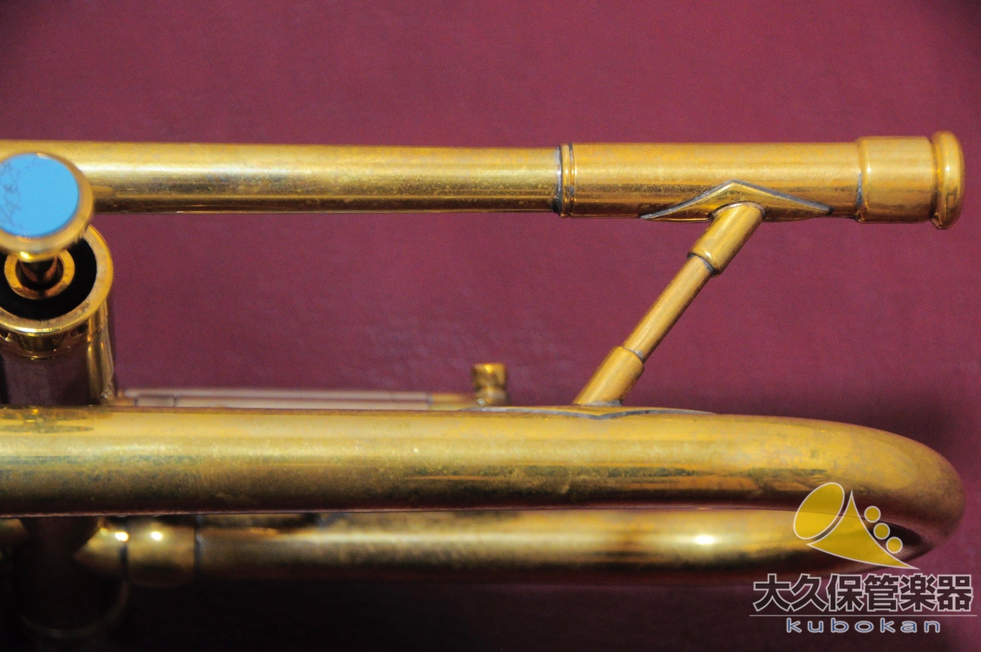 Trompeta de referencia en Si bemol Anillo para levantar los dedos