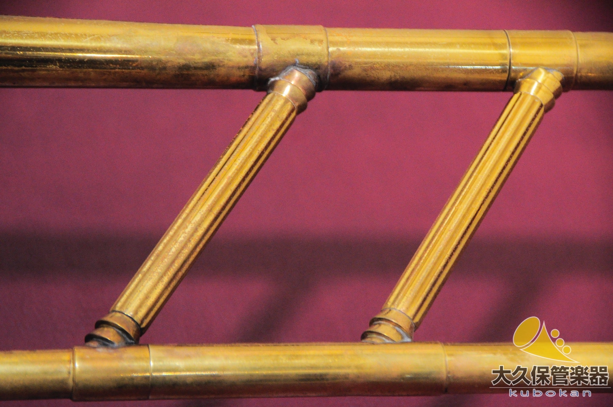 C.G. Corn 6h "Artista" Tubo Fine Tenatron Bone