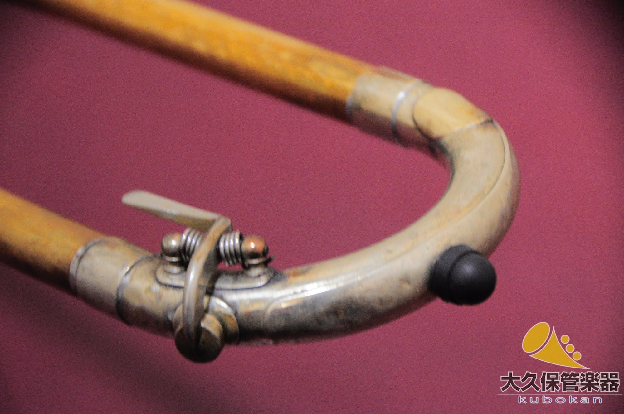 C.G. Corn 6h "Artista" Tubo Fine Tenatron Bone