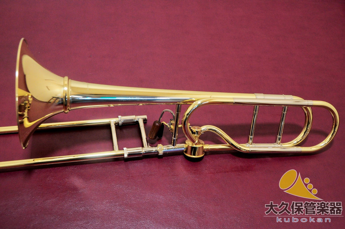 Antoine Courtois: Antoine Curtois (FRA) AC420MBH-1 Challenger II Taizen Tener Bus Trombone