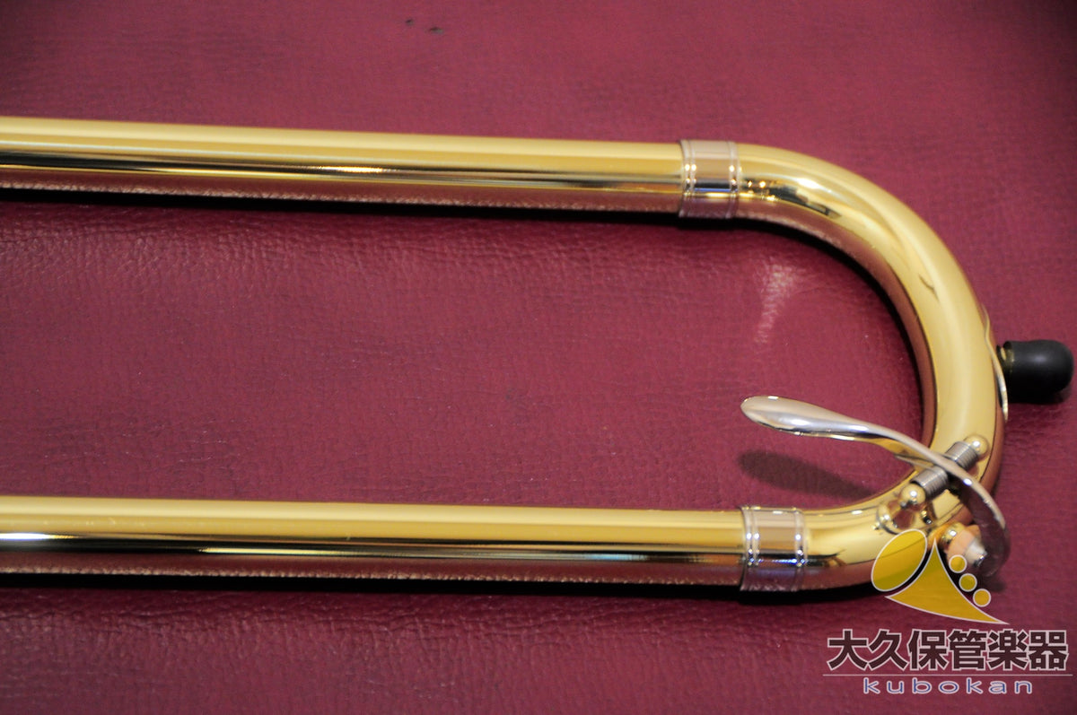 Antoine Courtois: Antoine Curtois (FRA) AC420MBH-1 Challenger II Taizen Tener Bus Trombone