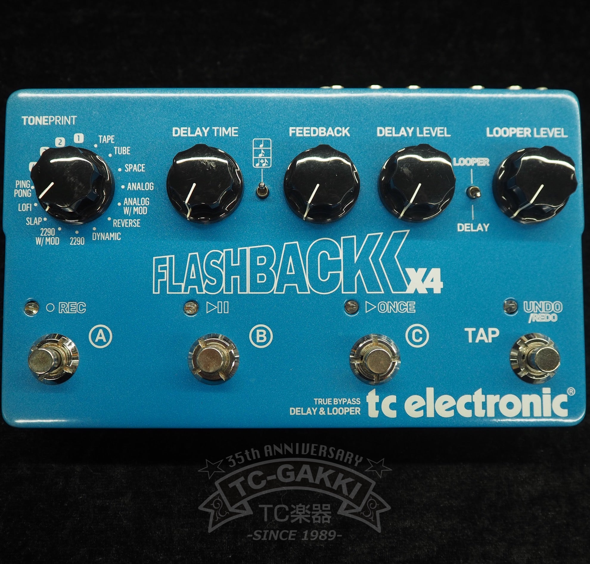 t.c. electronic FLASHBACK X4 DELAY AND LOOPER