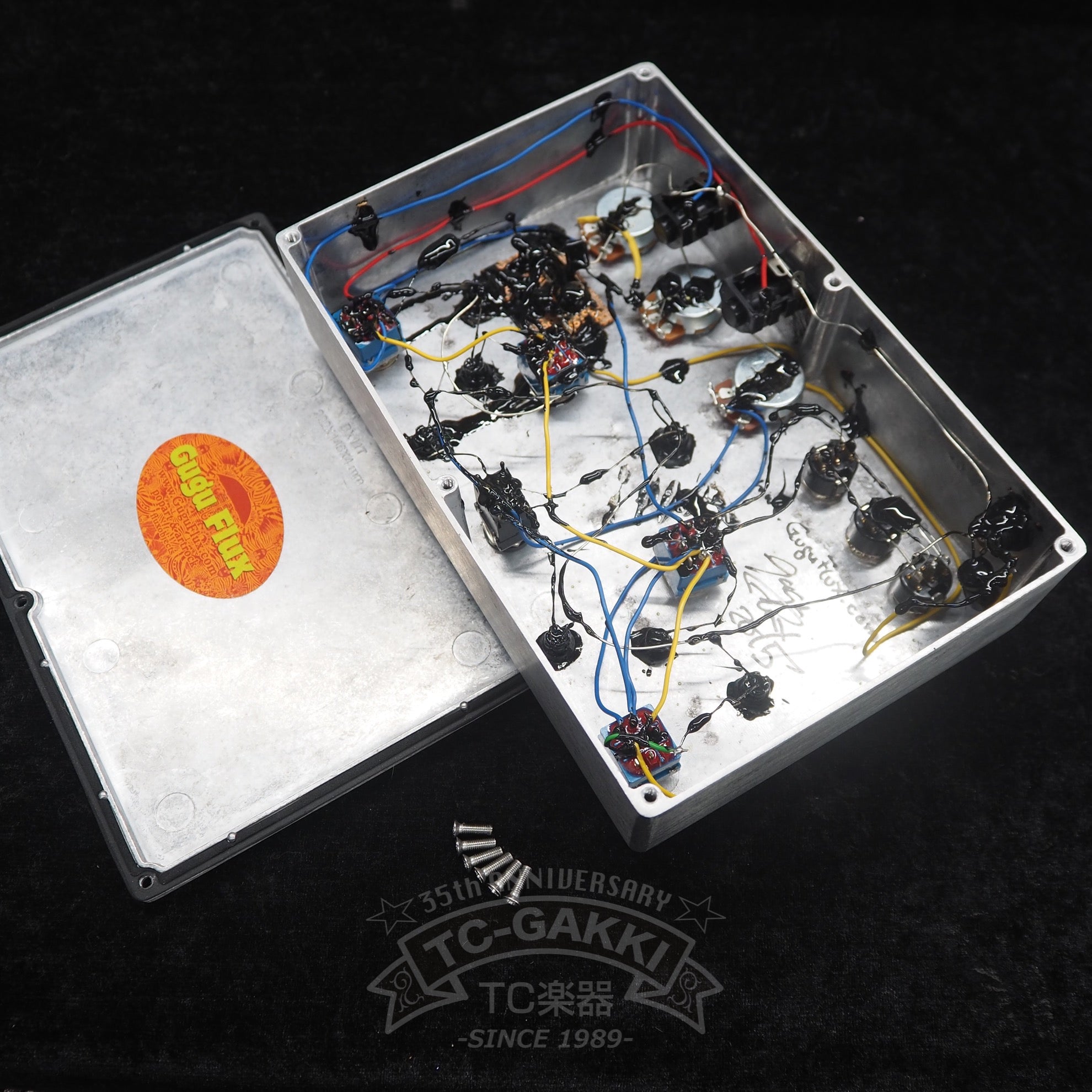 Gugu Flux/Fluxmachines OSCILLA7