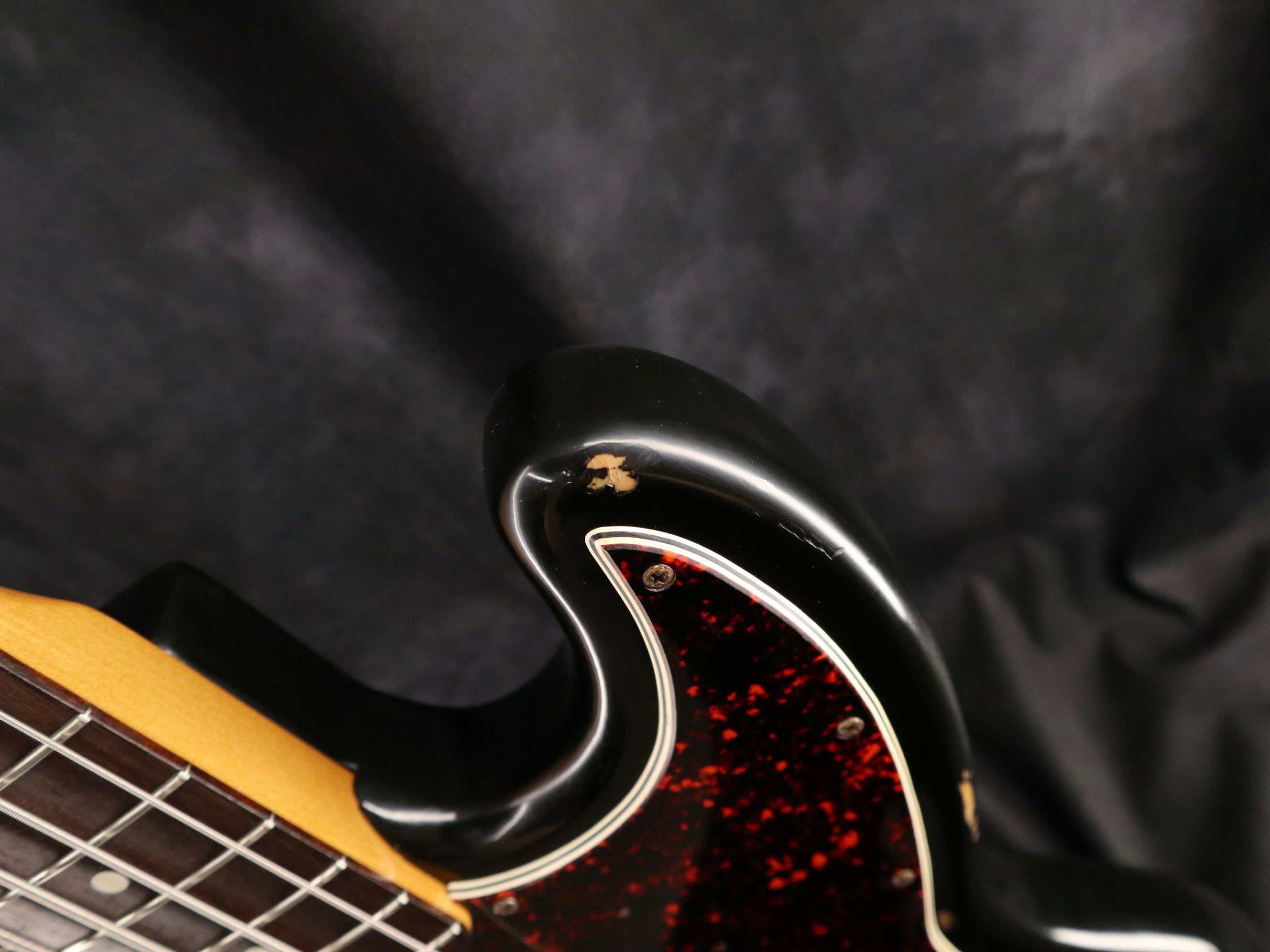 1995 Fender USA American Vintage ‘62 Jazz Bass Stack Knob