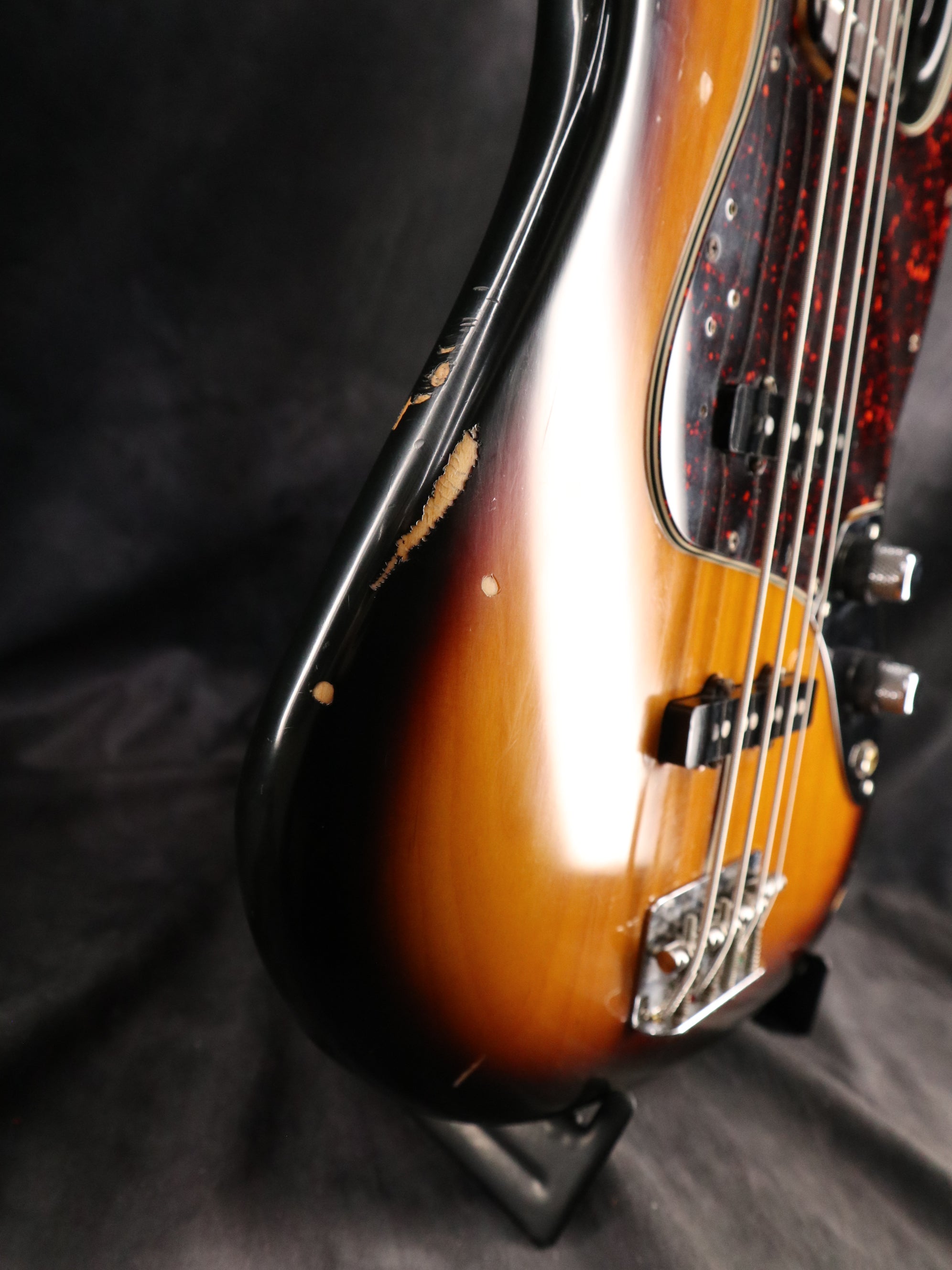 1995 Fender USA American Vintage ‘62 Jazz Bass Stack Knob