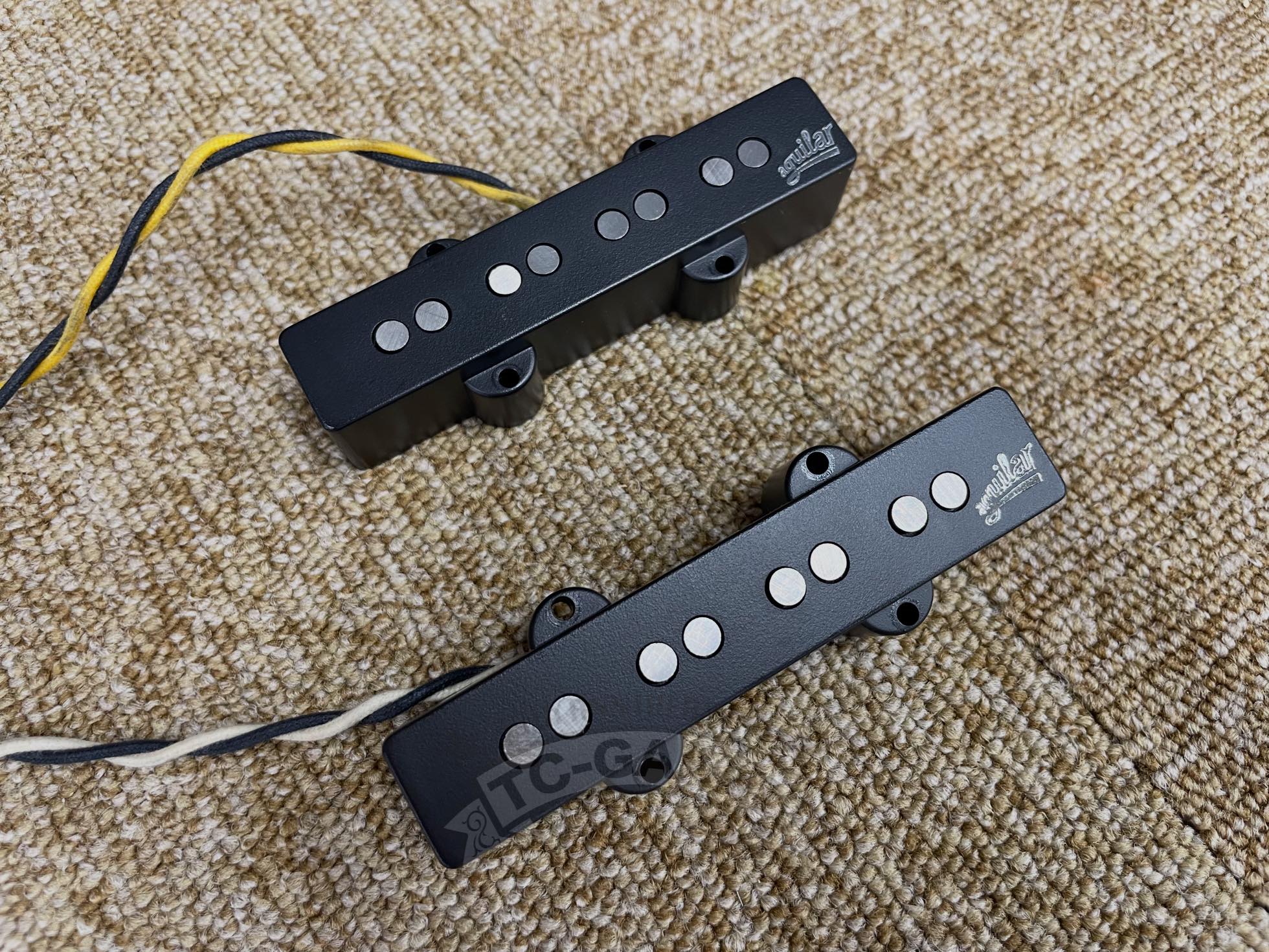aguilar AG 4J-60 - TC楽器 - TCGAKKI