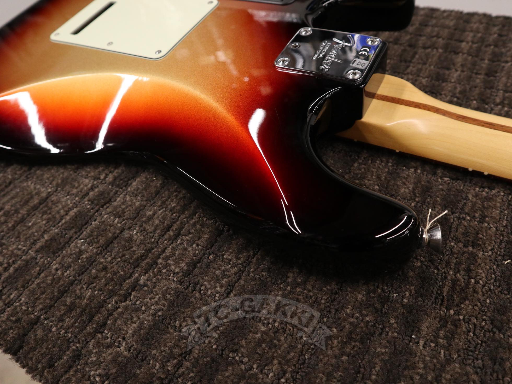 American Deluxe Stratocaster Plus HSS - TC楽器 - TCGAKKI