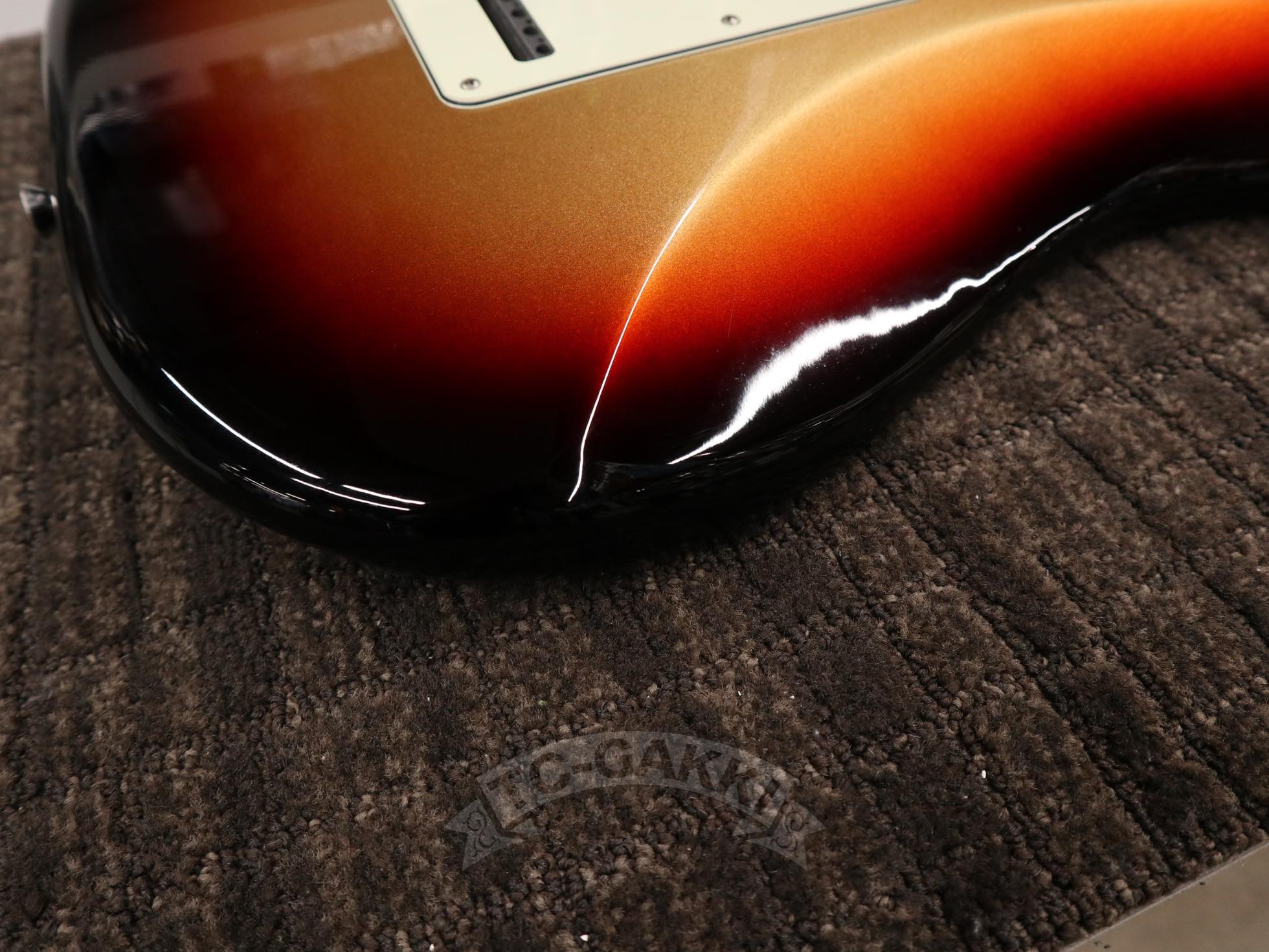 American Deluxe Stratocaster Plus HSS - TC楽器 - TCGAKKI