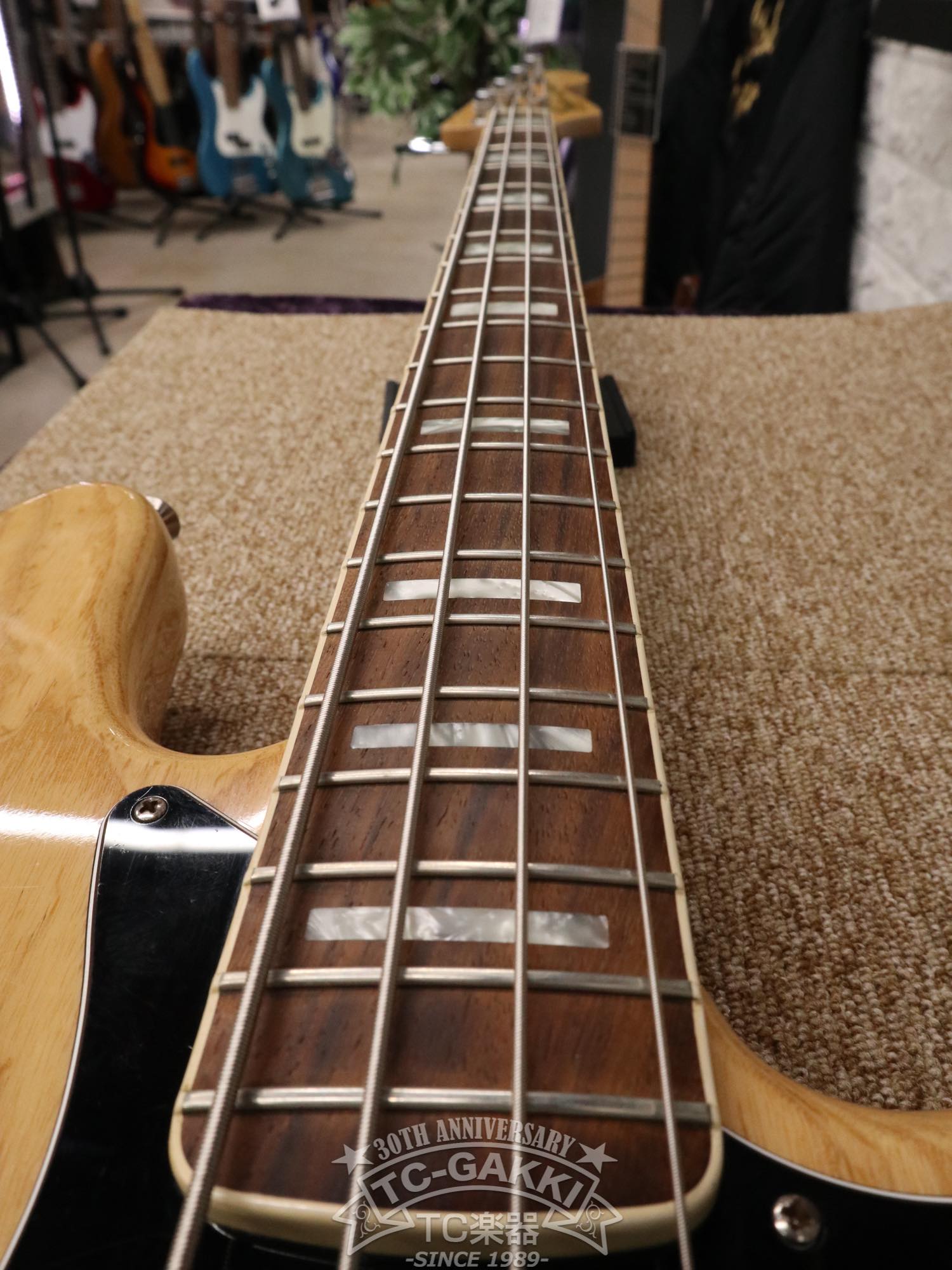 American Vintage '75 Jazz Bass Mod. - TC楽器 - TCGAKKI