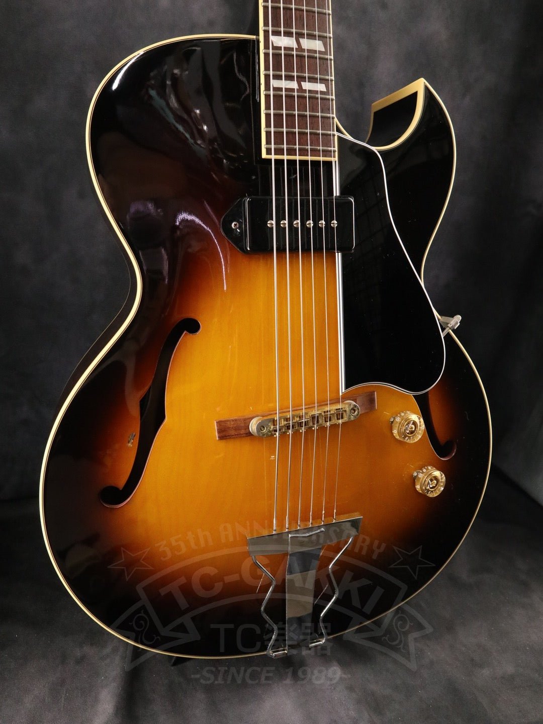 Archtop Tribute AT102CL - TC楽器 - TCGAKKI